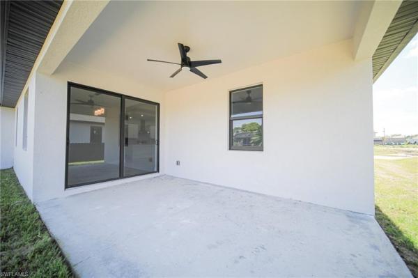 3014 6th St W, Lehigh Acres, Florida 33971, image 1