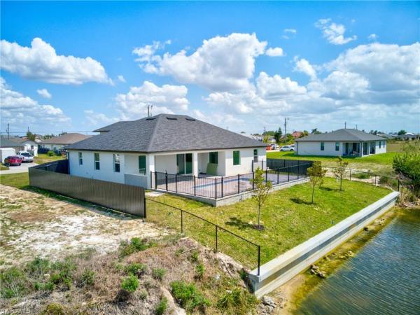 Cape Coral Residential, 1336 13th Pl, Cape Coral, Florida 33993, image 2