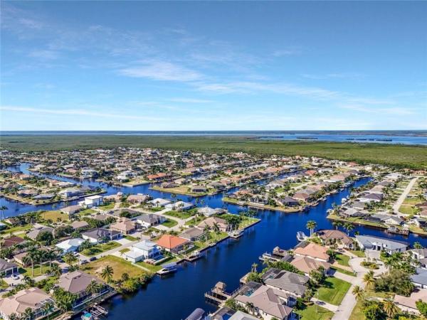 Cape Coral, 2717 SW 38th St #, Cape Coral, Florida 33914, image 1