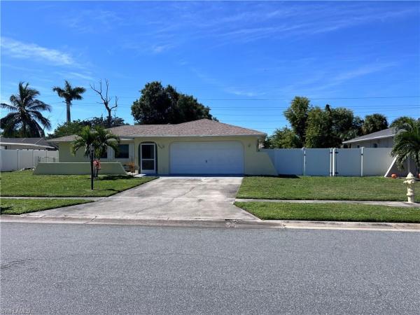 6859 Carmelle Dr, Fort Myers, Florida 33919, image 1
