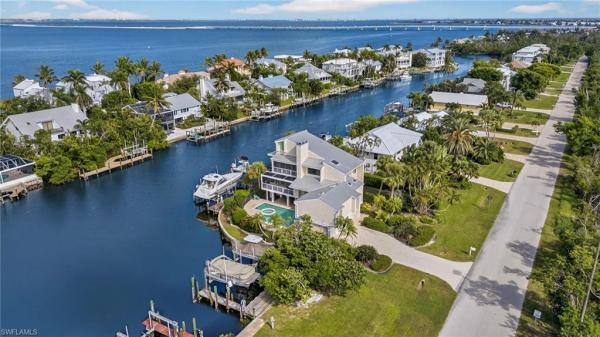 Sanibel Harbours, 1290 Bay Dr, Sanibel, Florida 33957, image 3