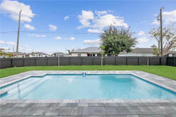 Cape Coral Residential, 417 W Tropicana Pkwy, Cape Coral, Florida 33993, image 3