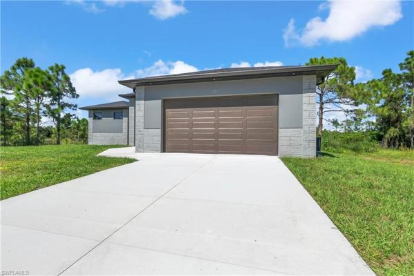 Lehigh Acres Residential, 849 Bently St E, Lehigh Acres, Florida 33974, image 1