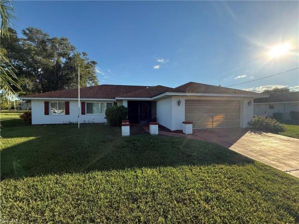 Country Club Estates, 1466 Archer St, Lehigh Acres, Florida 33936, image 3