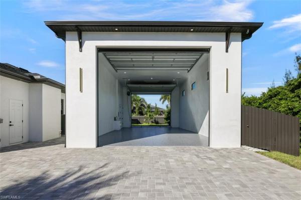 Cape Coral, 446 SW 18th Ct, Cape Coral, Florida 33991, image 1