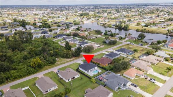 Cape Coral Residential, 2216 SW 3rd Ter, Cape Coral, Florida 33991, image 2