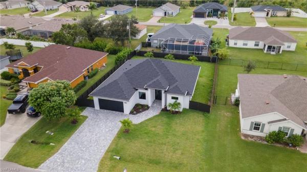 Cape Coral, 2216 SW 3rd Ter, Cape Coral, Florida 33991, image 1