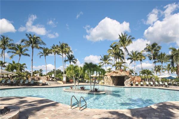 Langshire, 8156 Woodridge Pointe Dr, Fort Myers, Florida 33912, image 1