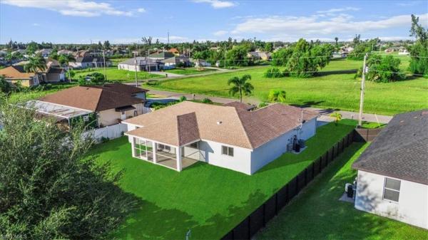 Cape Coral Residential, 27 19th Ct, Cape Coral, Florida 33991, image 2