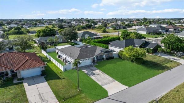 Cape Coral Residential, 1306 NE 6th Pl, Cape Coral, Florida 33909, image 1