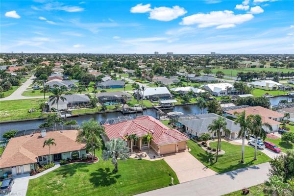 Cape Coral Residential, 214 SW 39th Ter, Cape Coral, Florida 33914, image 3