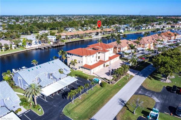 Grand Rubicon, 4610 SE 5th Pl, Cape Coral, Florida 33904, image 2