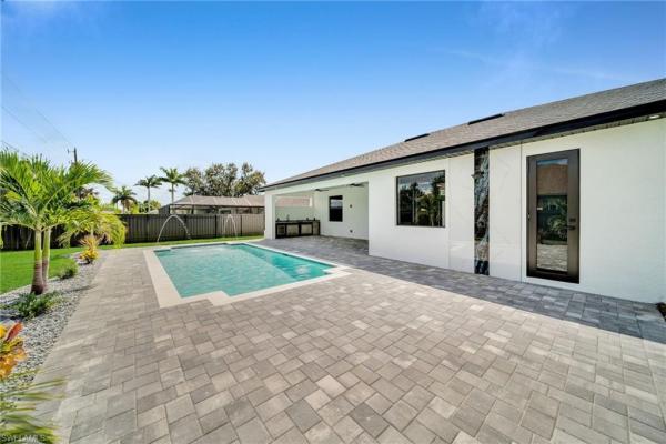Cape Coral Residential, 805 SW 10th Pl, Cape Coral, Florida 33991, image 3