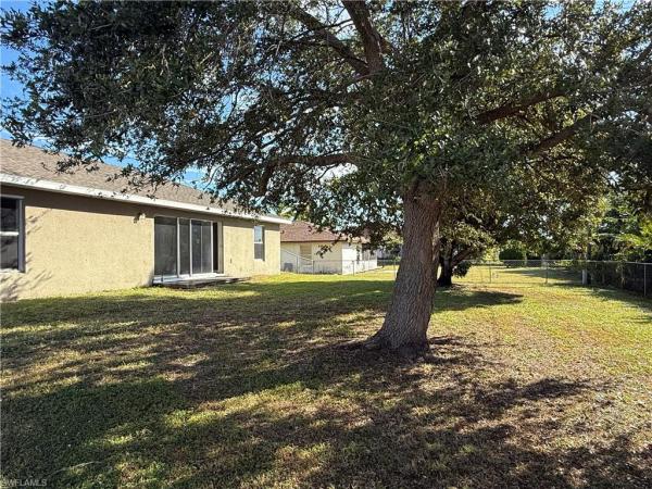Cape Coral Residential, 404 NE 23rd Ter, Cape Coral, Florida 33909, image 2