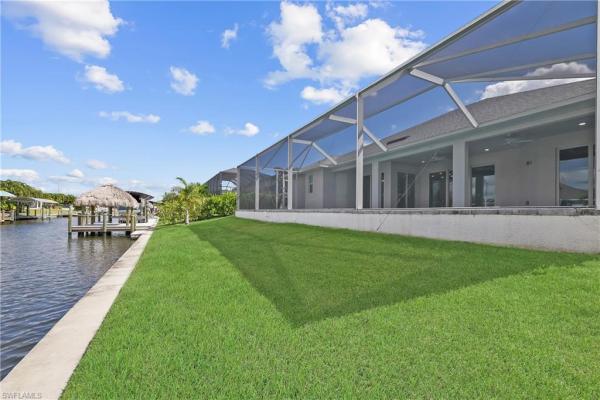 Cape Coral Residential, 2033 SW 31st Ter, Cape Coral, Florida 33914, image 2