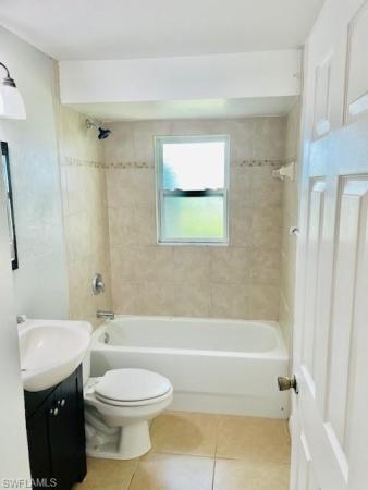 Cape Coral, 1124 SW 8th Ct, Cape Coral, Florida 33991, image 1