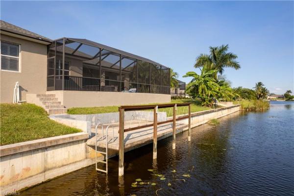 Cape Coral Residential, 928 SW 36th Ter, Cape Coral, Florida 33914, image 2
