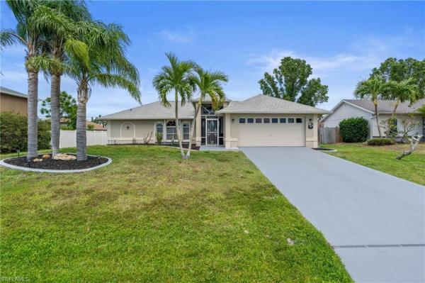 Cape Coral Residential, 1511 SW 29th Ter, Cape Coral, Florida 33914, image 2