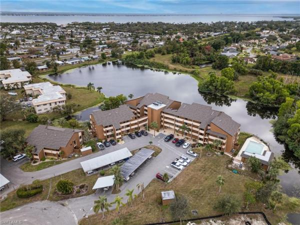 Lakeside At Lochmoor, 2067 Lakeview Blvd #8, North Fort Myers, Florida 33903, image 2