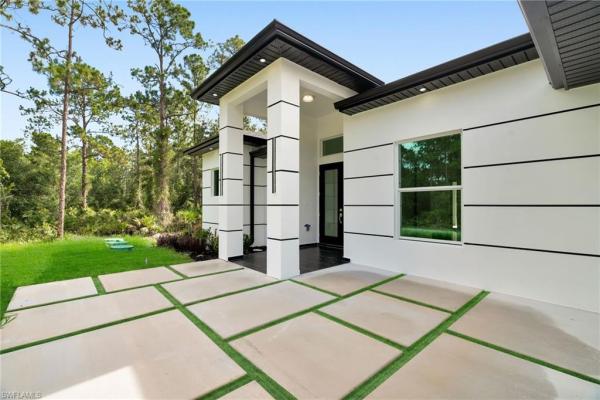 Lehigh Acres, 1019 Moore Ave, Lehigh Acres, Florida 33972, image 3