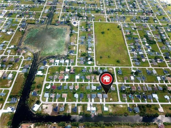 Cape Coral Residential, 424 NW 14th St, Cape Coral, Florida 33993, image 2