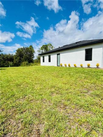 Lehigh Acres, 302 15th St, Lehigh Acres, Florida 33972, image 1