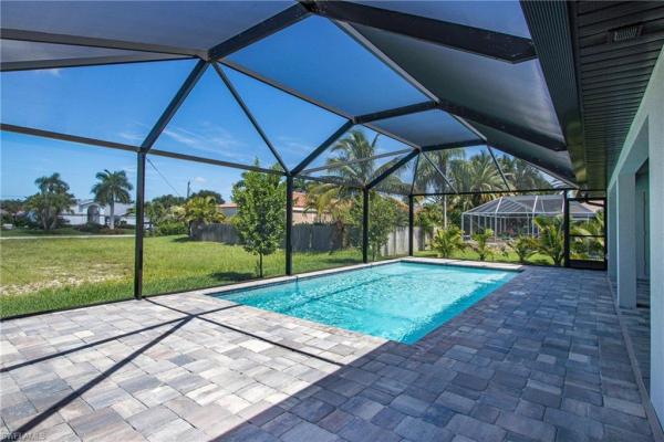 Cape Coral, 106 33rd Pl, Cape Coral, Florida 33991, image 2