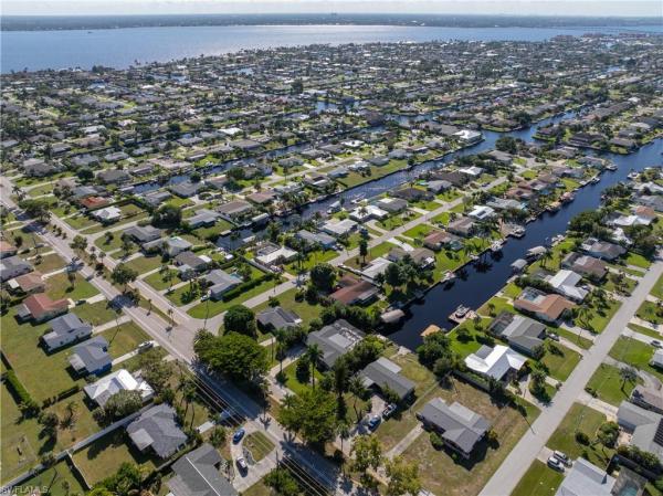 Cape Coral Residential, 1710 Cornwallis Pkwy, Cape Coral, Florida 33904, image 2