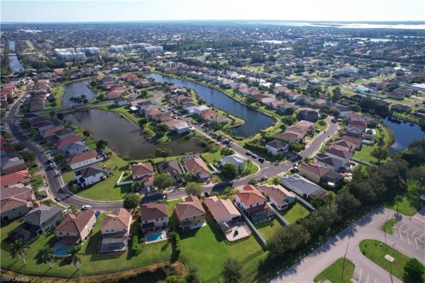 Heatherwood Lakes, 2073 Cape Heather Cir, Cape Coral, Florida 33991, image 1