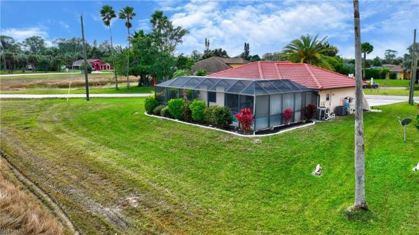 Lehigh Acres, 506 Causeway Dr, Lehigh Acres, Florida 33936, image 2