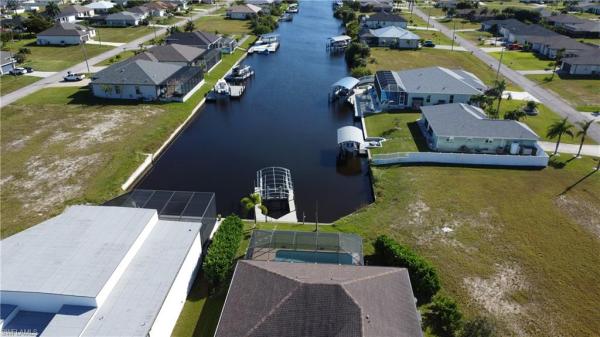 Cape Coral, 3410 Yucatan Pkwy, Cape Coral, Florida 33993, image 1