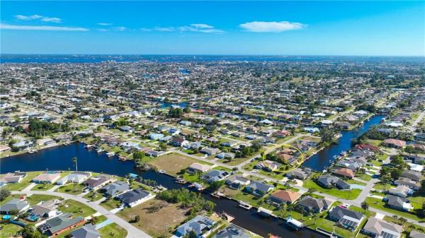 Cape Coral, 3208 5th Ave, Cape Coral, Florida 33904, image 2