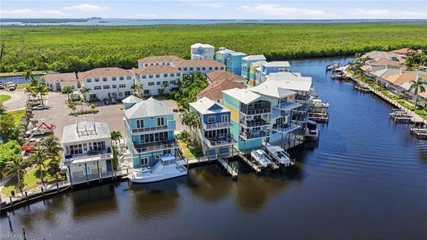 Marina Villas At Cape Harbour, 5886 Shell Cove Dr, Cape Coral, Florida 33914, image 1