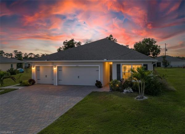 16539 Becasse Dr, Punta Gorda, Florida 33955, image 2