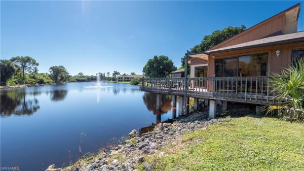 5731 Foxlake Dr #8, North Fort Myers, Florida 33917, image 1