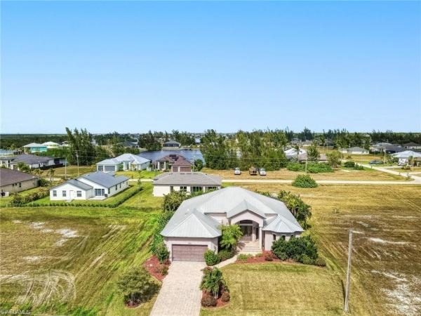 Cape Coral Residential, 4313 21st St, Cape Coral, Florida 33993, image 2