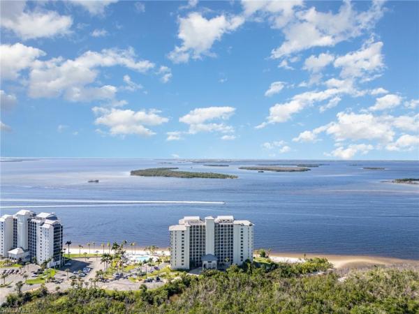 17080 Harbour Point Dr #7C, Fort Myers, Florida 33908, image 2