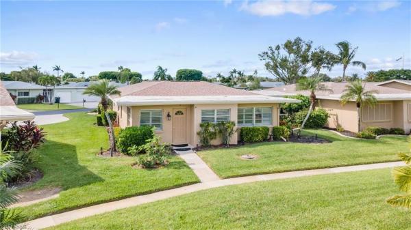 Whiskey Creek Village Green, 5573 Trellis Ln, Fort Myers, Florida 33919, image 2