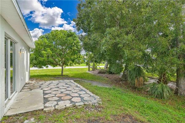 Spring Lakes, 11658 Forest Mere Dr, Bonita Springs, Florida 34135, image 2