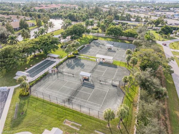 Heritage Cove 1, 14186 Grosse Pointe Ln #, Fort Myers, Florida 33919, image 2