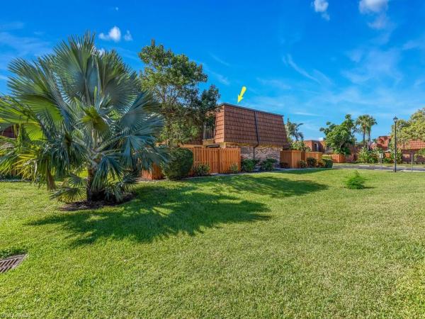Hamlet, 1450 Park Shore Cir #3, Fort Myers, Florida 33901, image 1