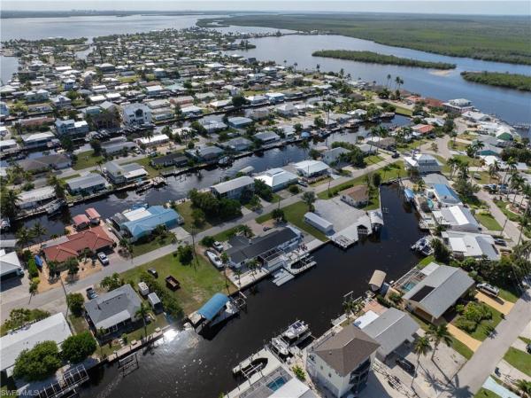 Island Harbors, 2831 Janet St, Matlacha, Florida 33993, image 2