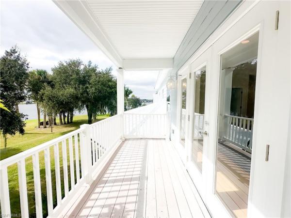 Riverwind Cove, 16470 Oakview Cir, Alva, Florida 33920, image 1