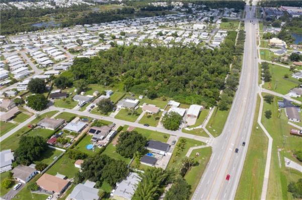 Bayshore Pines, 1418 Shirley Dr, North Fort Myers, Florida 33917, image 2