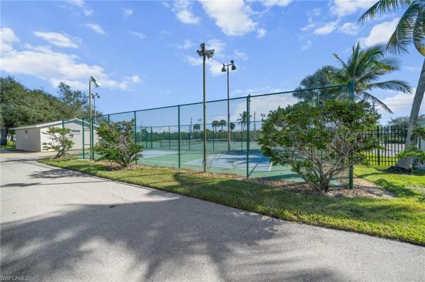 Boardwalk Caper, 18052 San Carlos Blvd #158, Fort Myers Beach, Florida 33931, image 2