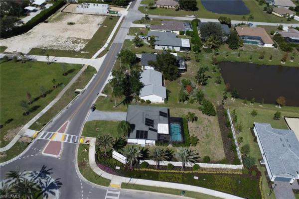 Bonita Springs Golf & Country Club, 25093 Paradise Rd, Bonita Springs, Florida 34135, image 1