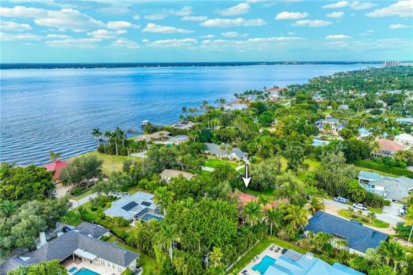 York Manor, 1250 Florida Ave, Fort Myers, Florida 33901, image 1