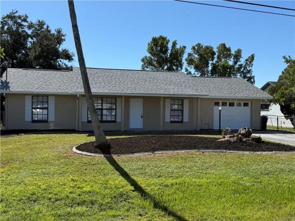 Cape Coral Residential, 1658 Coral Point Dr, Cape Coral, Florida 33990, image 2
