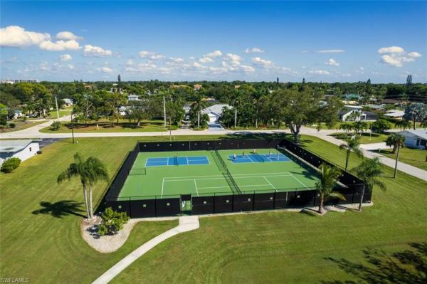 226 3rd St #111, Naples, Florida 34134, image 1