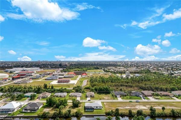 Cape Coral Residential, 2305 32nd St, Cape Coral, Florida 33914, image 2